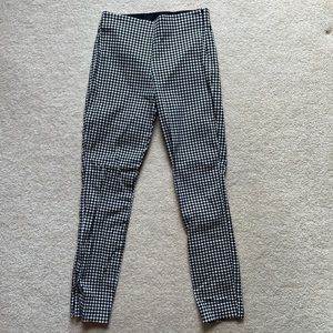 Women’s Size 0 Old Navy Houndstooth Pants